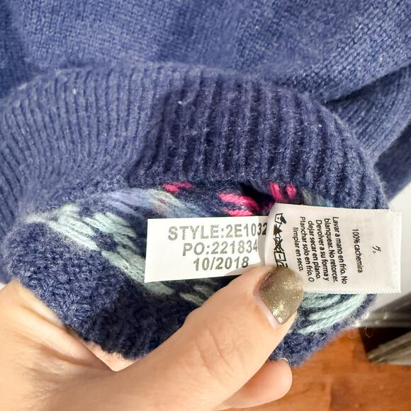 Vineyard Vines Fair Isle Turtleneck Sweater XS 100% Cashmere Blue Pink EUC - Picture 6 of 6